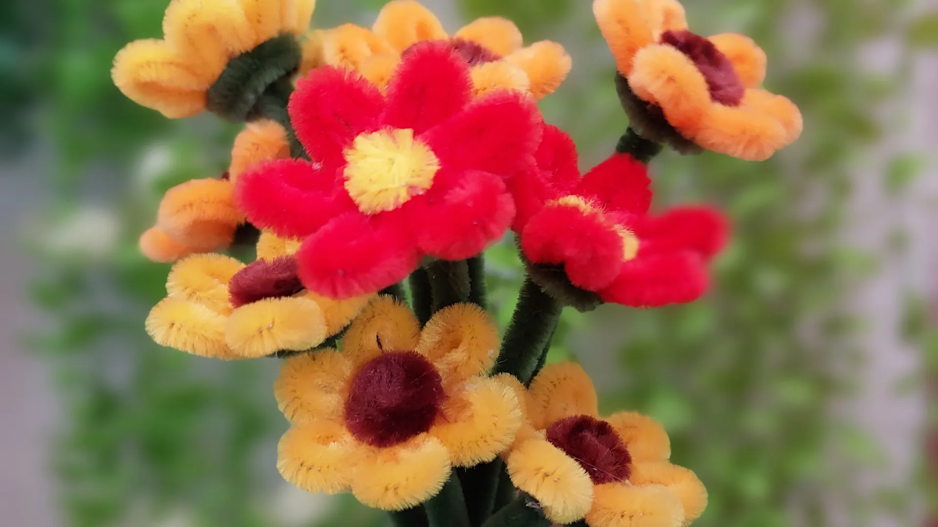 Art Start: Blooming Sculptures